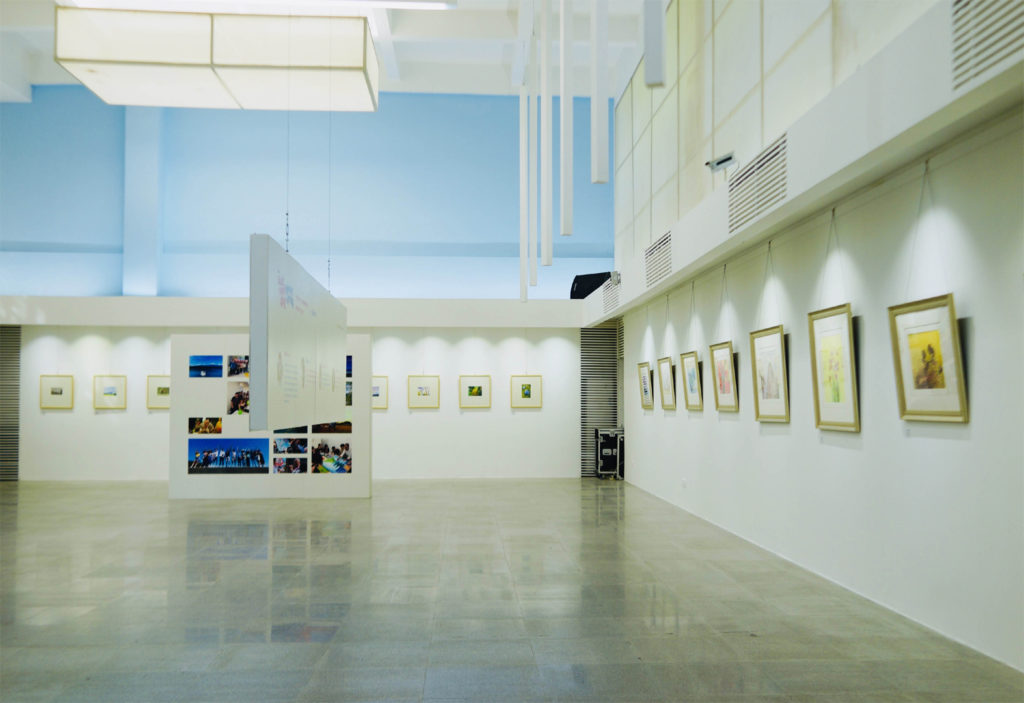 水彩画家AZUMAsの展覧会 汕头大学長江芸術与設計学院美術館主催「東氏水彩画世界巡回展」